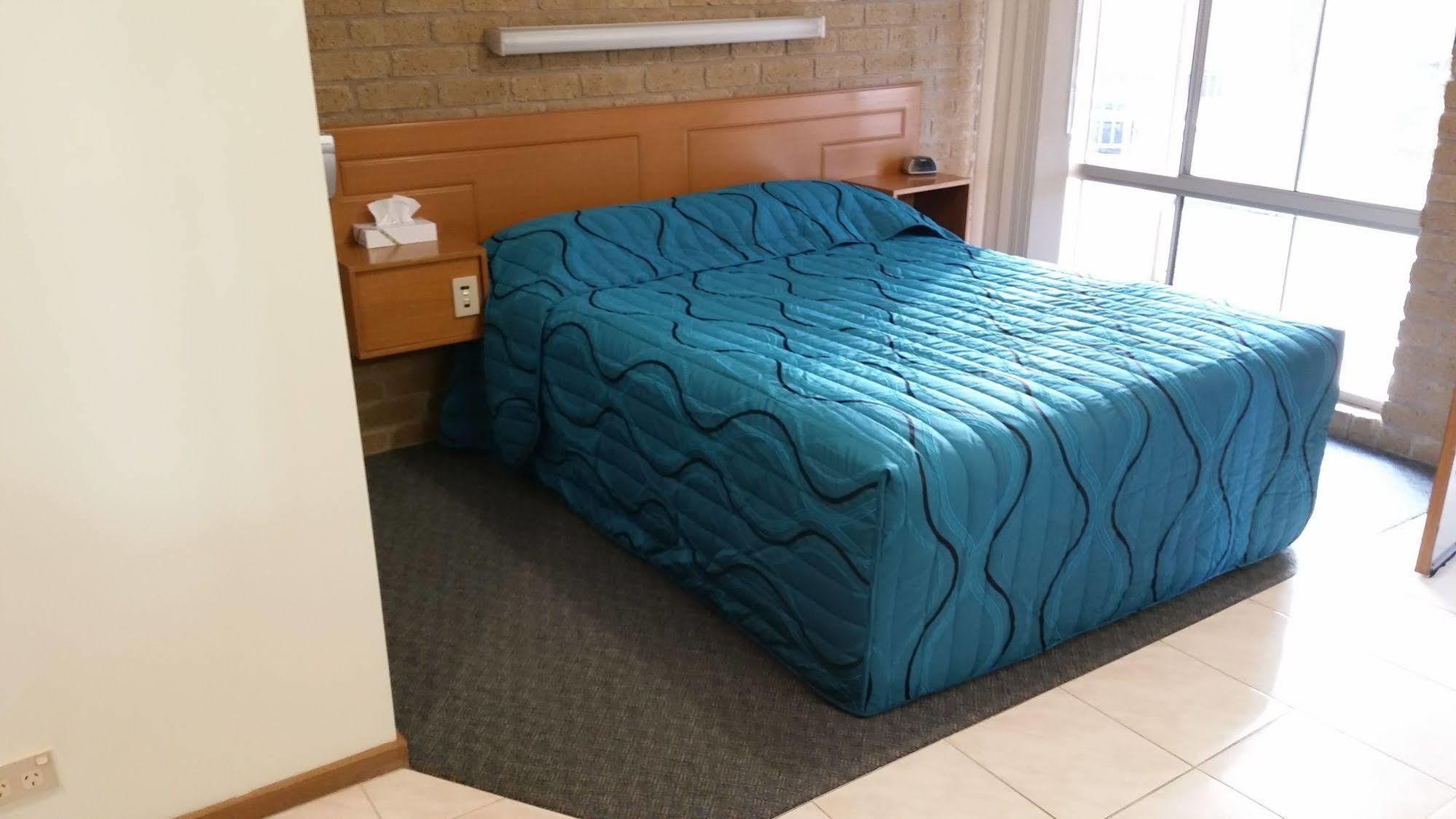 Darling Junction Motor Inn Wentworth Екстериор снимка